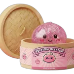 Glitter & Paljetter — squishy dumpling i sin bambu-ångkorg