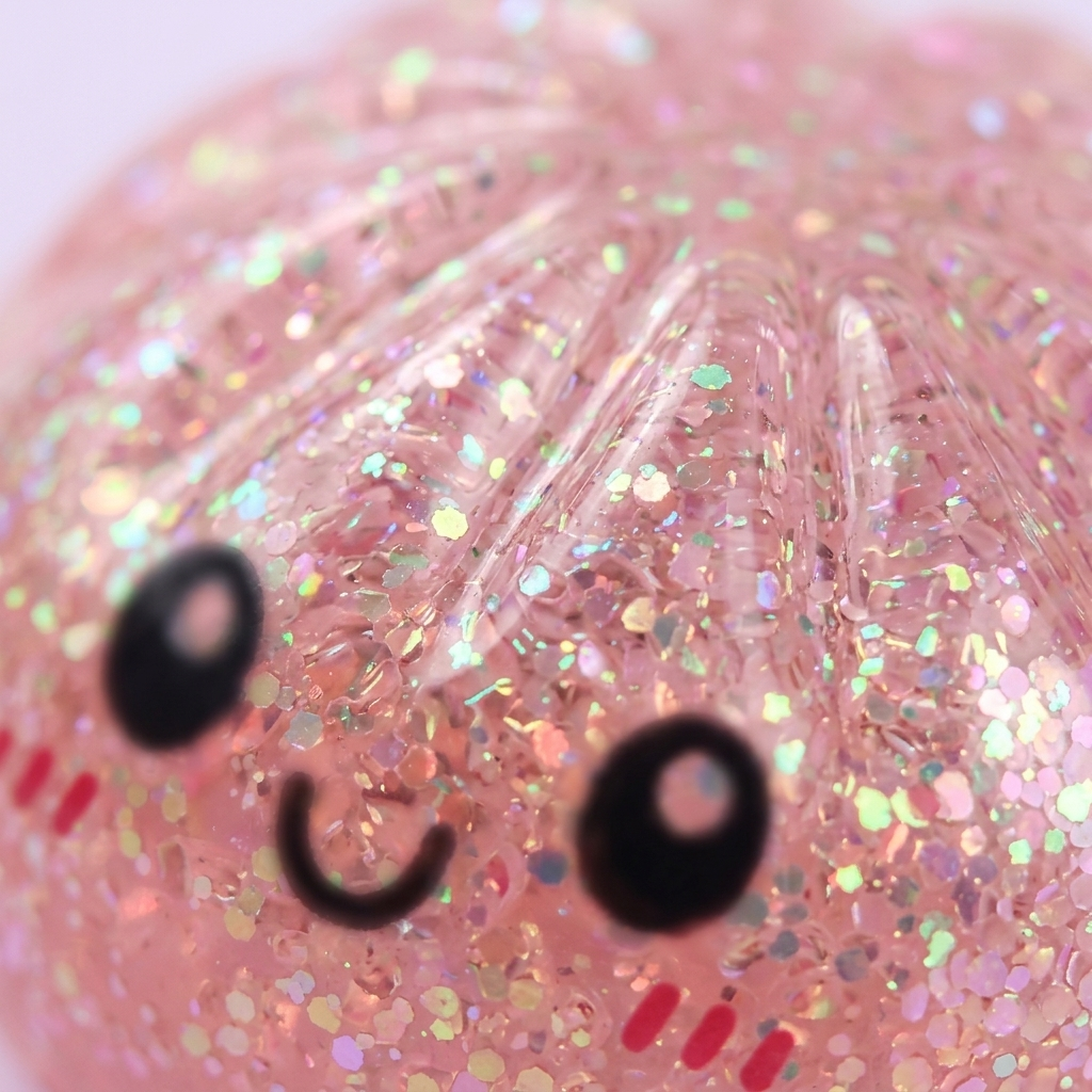 Dumplings Squishy Glitter – Glittrig Mystery-Dumpling — närbild på strukturen