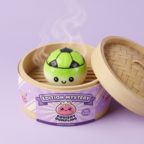 Mystery Dumpling Squishy Fotboll i sin bambu-ångkorg