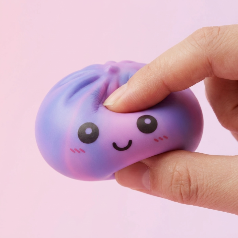 Tie-Dye Dumpling Squishy Violet — i klämmet, mjukt slow-rise-skum
