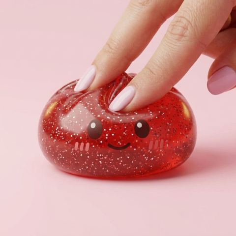 Glitter Dumpling Squishy Röd Lycka — i klämmet, mjukt slow-rise-skum
